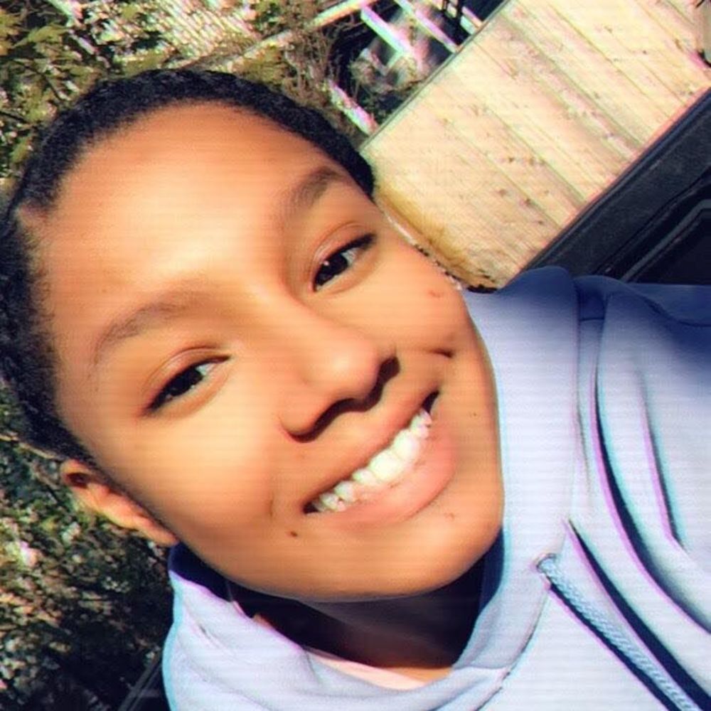 Meet your Posher, Maryourie